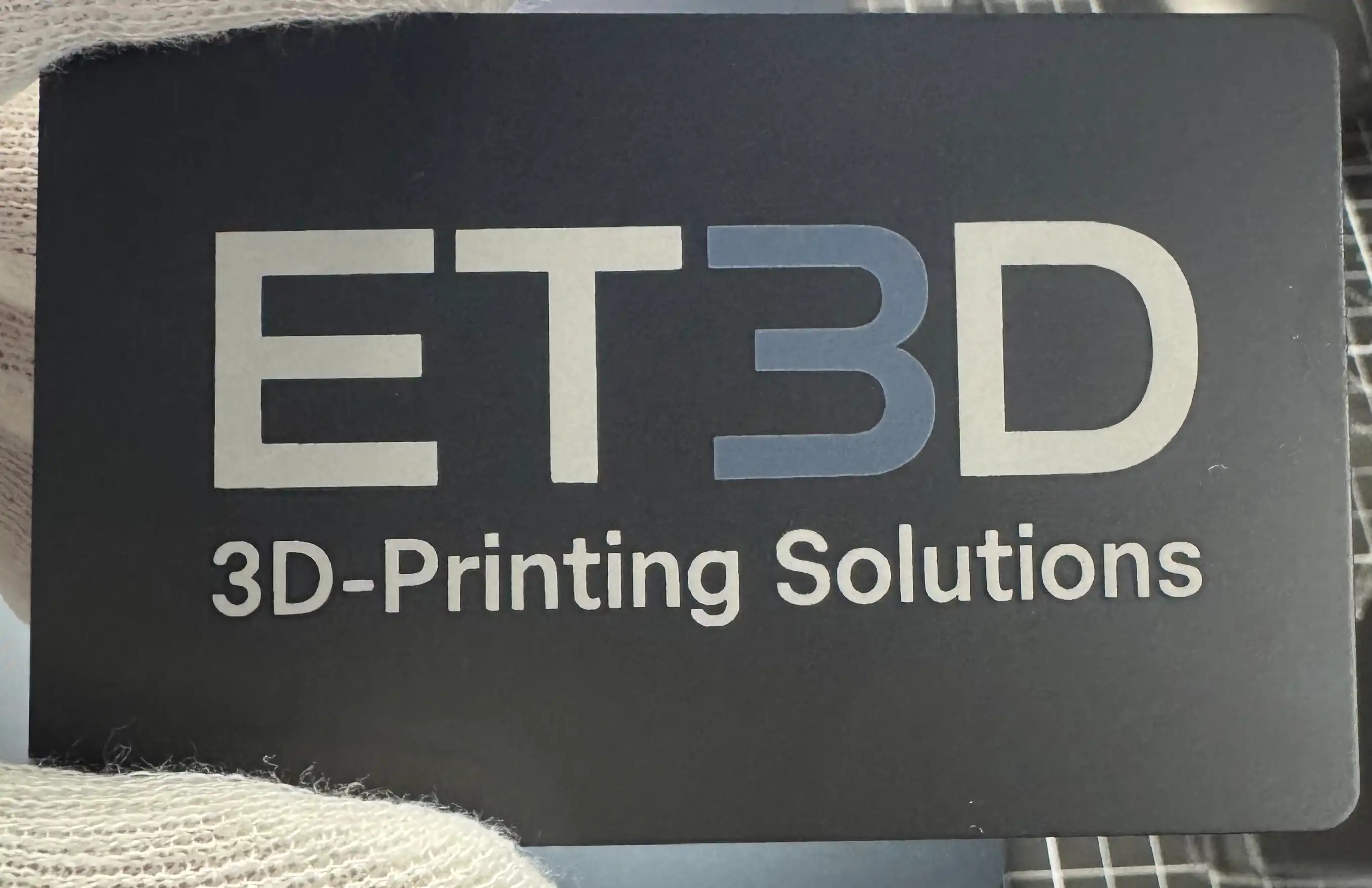 Edelstahl-Visitenkarte mit farbgraviertem Logo »ET3D – 3D-Printing Solutions«